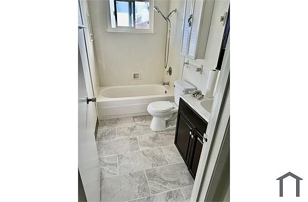 1200 Lemontree Ct photo 4