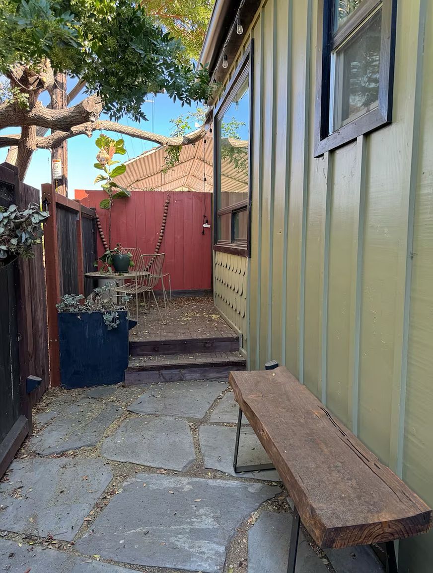 1635 48th St photo 4