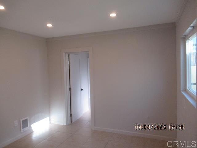 4240 Nordica Ave photo 3
