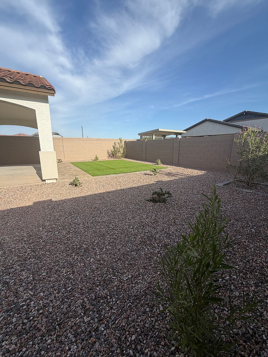 824 W Sparrow Dr photo 5