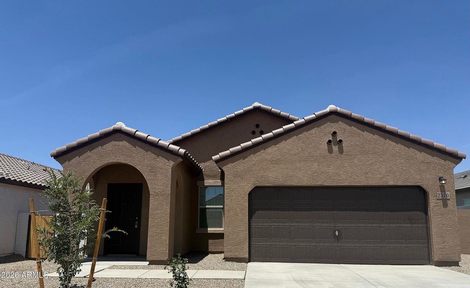 2370 Steer Dr San Tan Valley, AZ 85140 photo 2