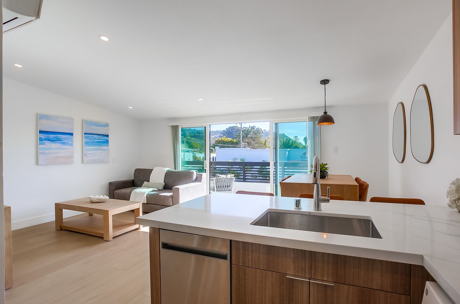 510 Nautilus St photo 3
