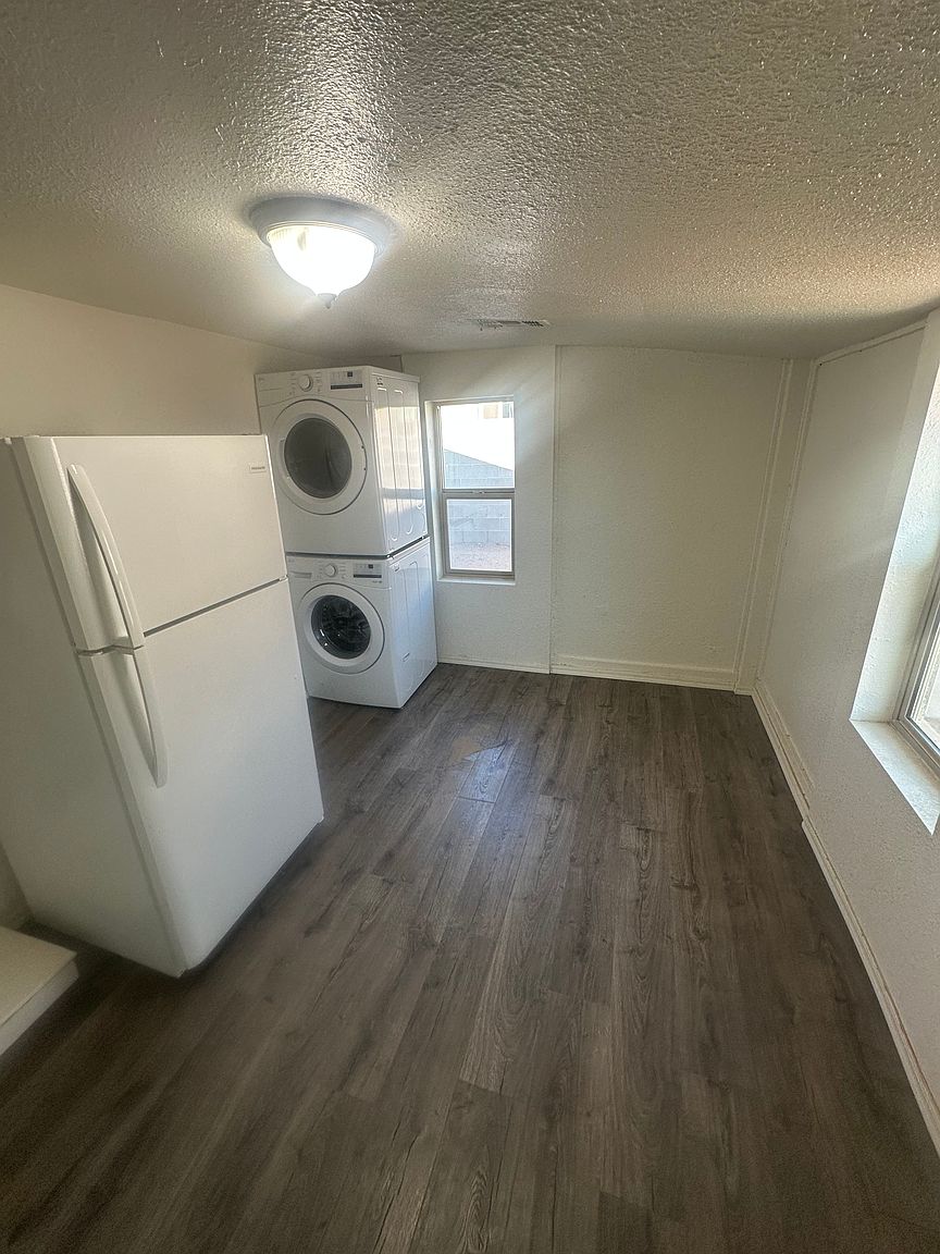 231 E Central Ave Coolidge, AZ 85128 photo 2
