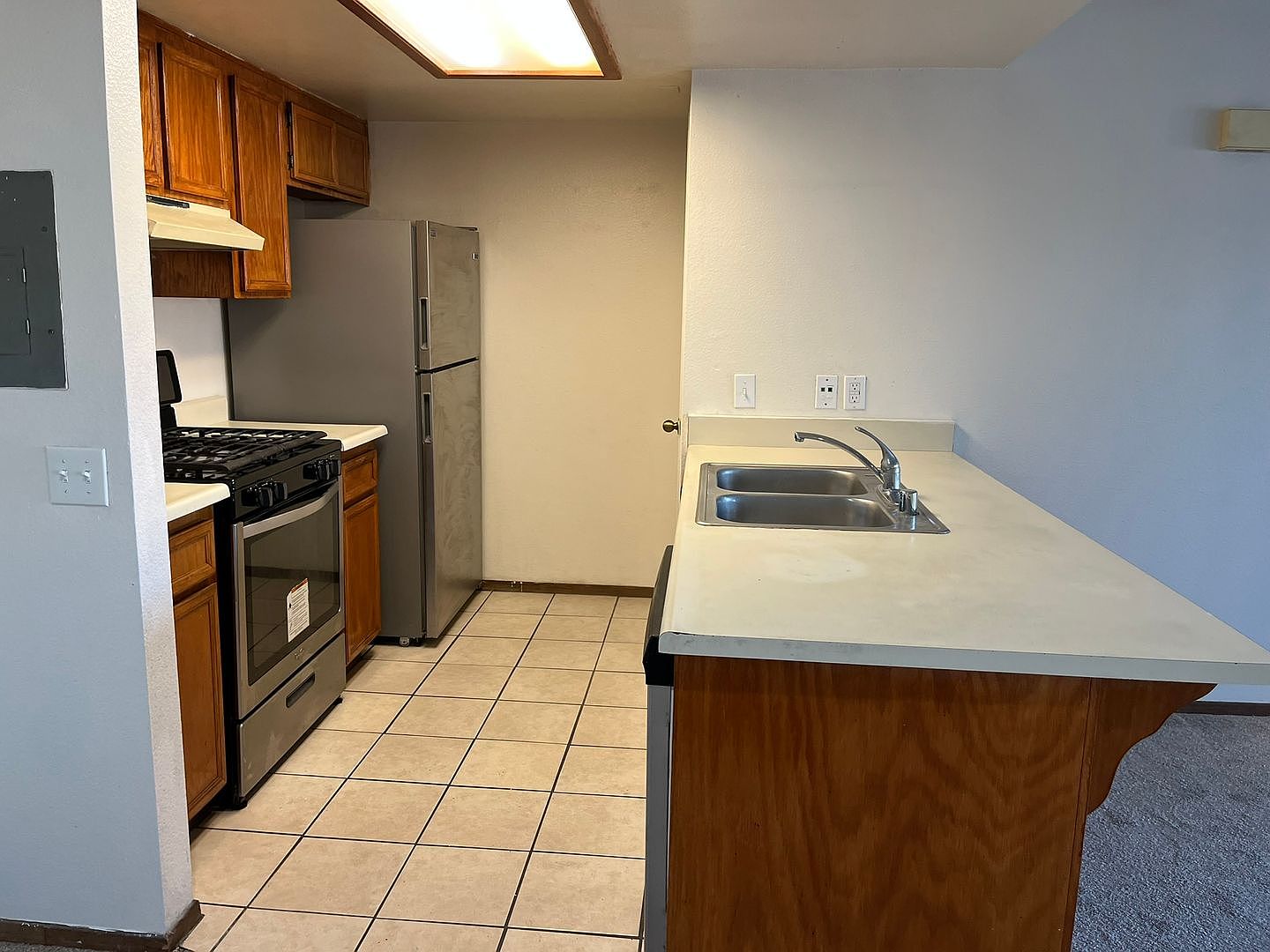 4270 Highland Ave photo 5