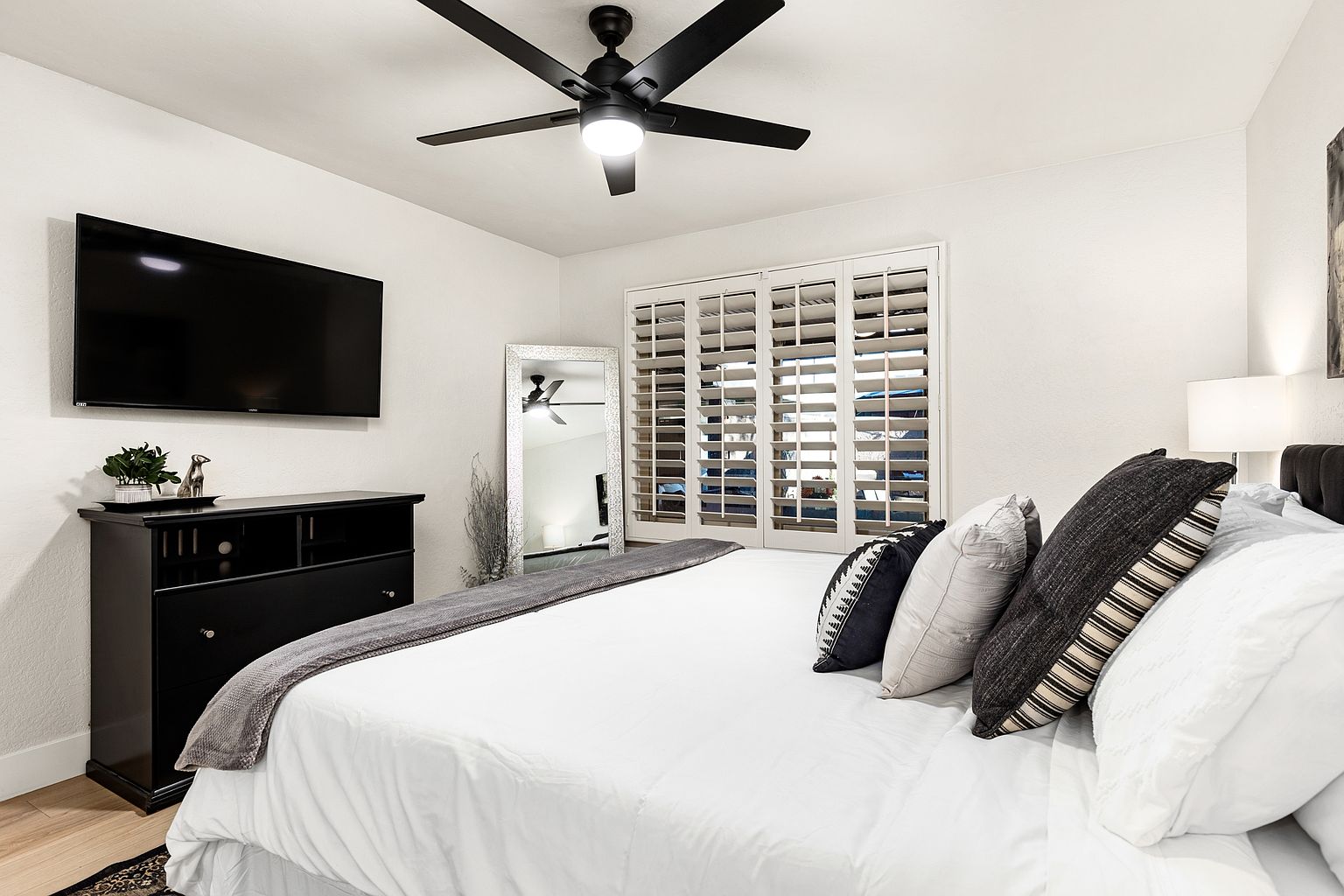 7715 E Vernon Ave Scottsdale, AZ 85257 photo 3