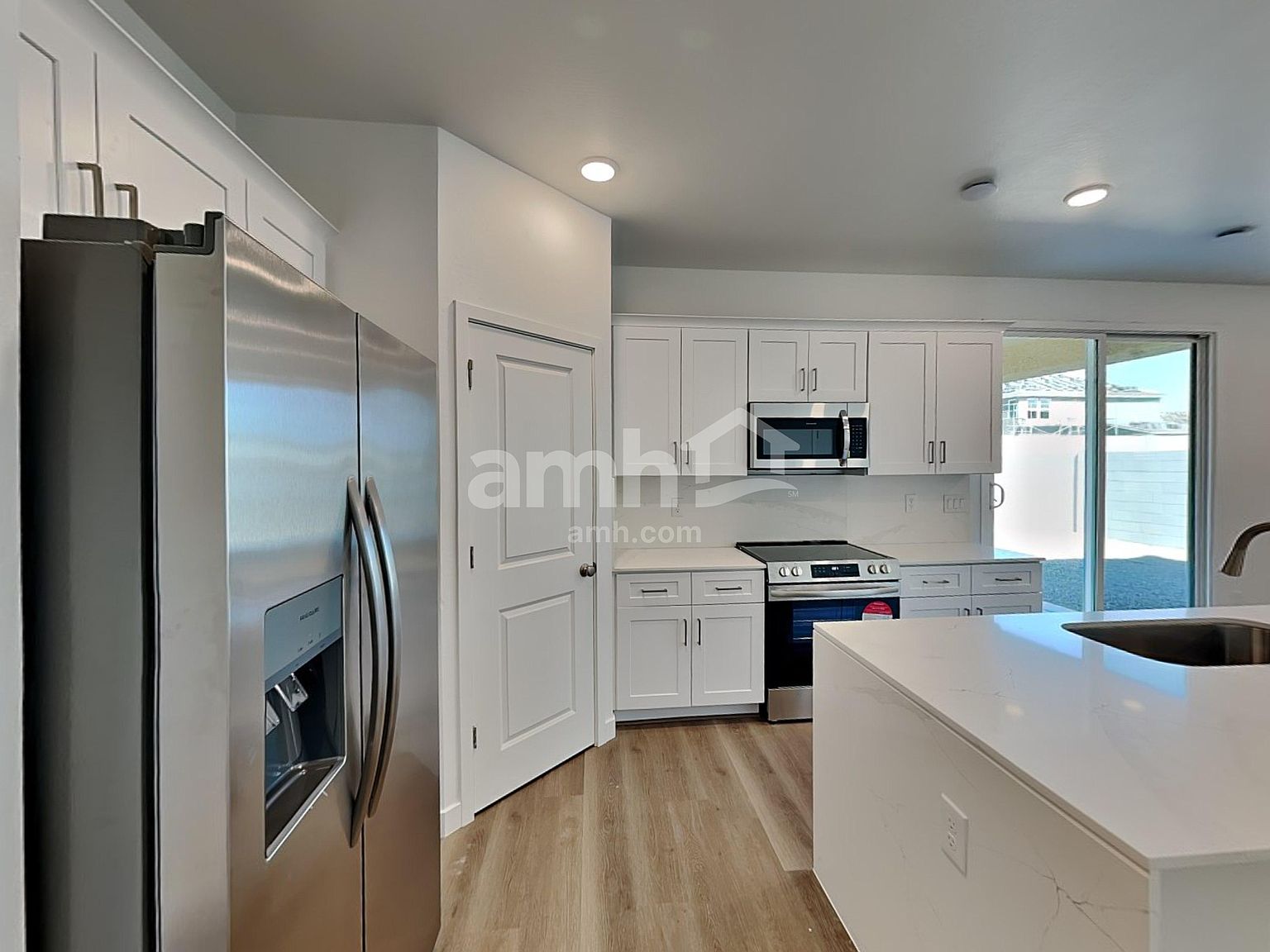 18450 W El Cortez Pl Surprise, AZ 85387 photo 5