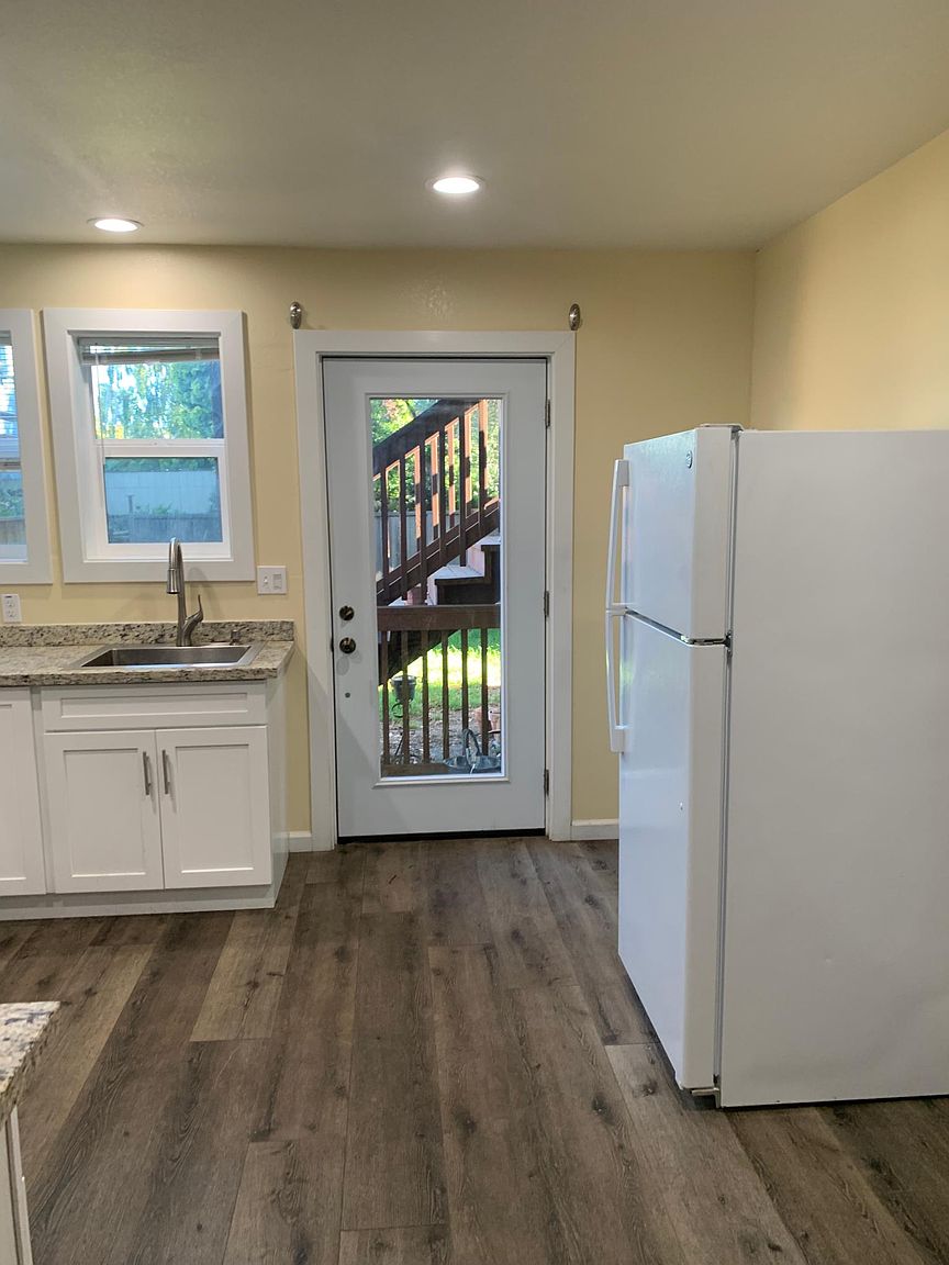 1409 Channing Way photo 5