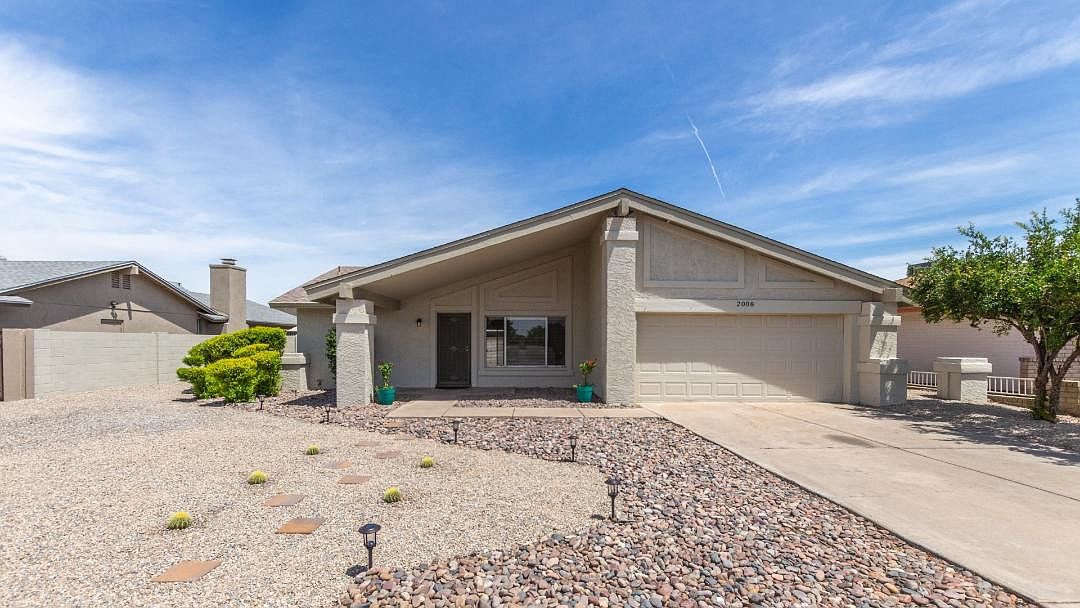 Tempe 3-Bedroom photo 3