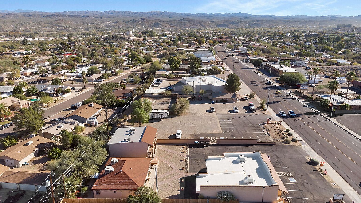 778 W Wickenburg Way photo 5