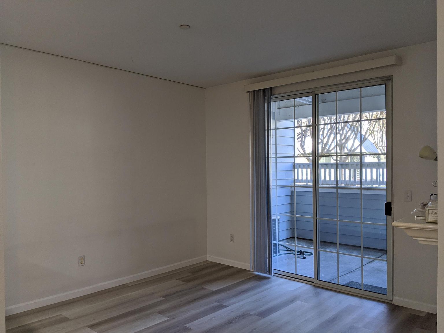 617 Arcadia Ter photo 5