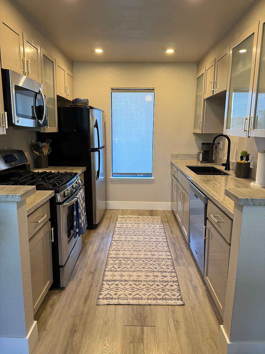 Novato Gem: Beautifully Updated 2-Bedroom Townhome photo 5