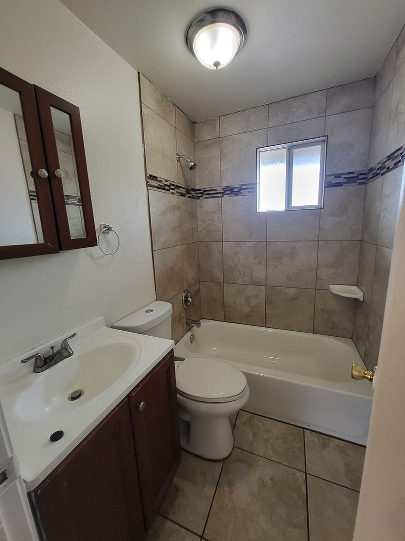5026 N 17th Ave unit 5026-01 photo 5