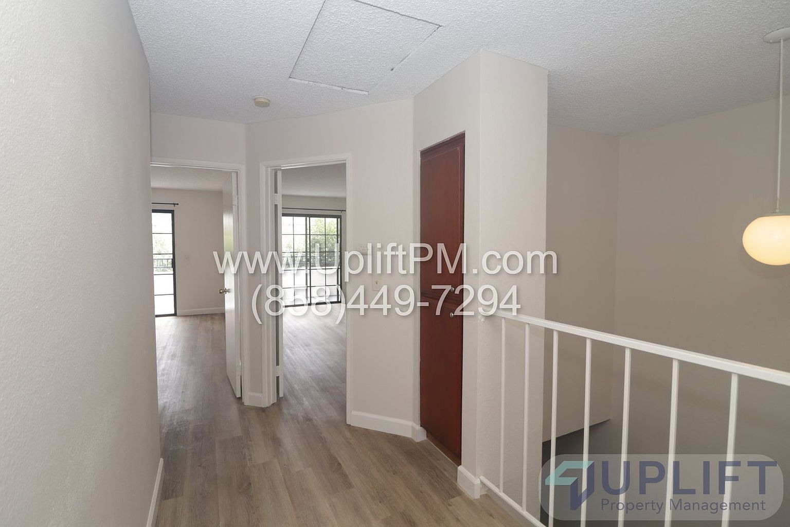 148 4th Ave photo 4