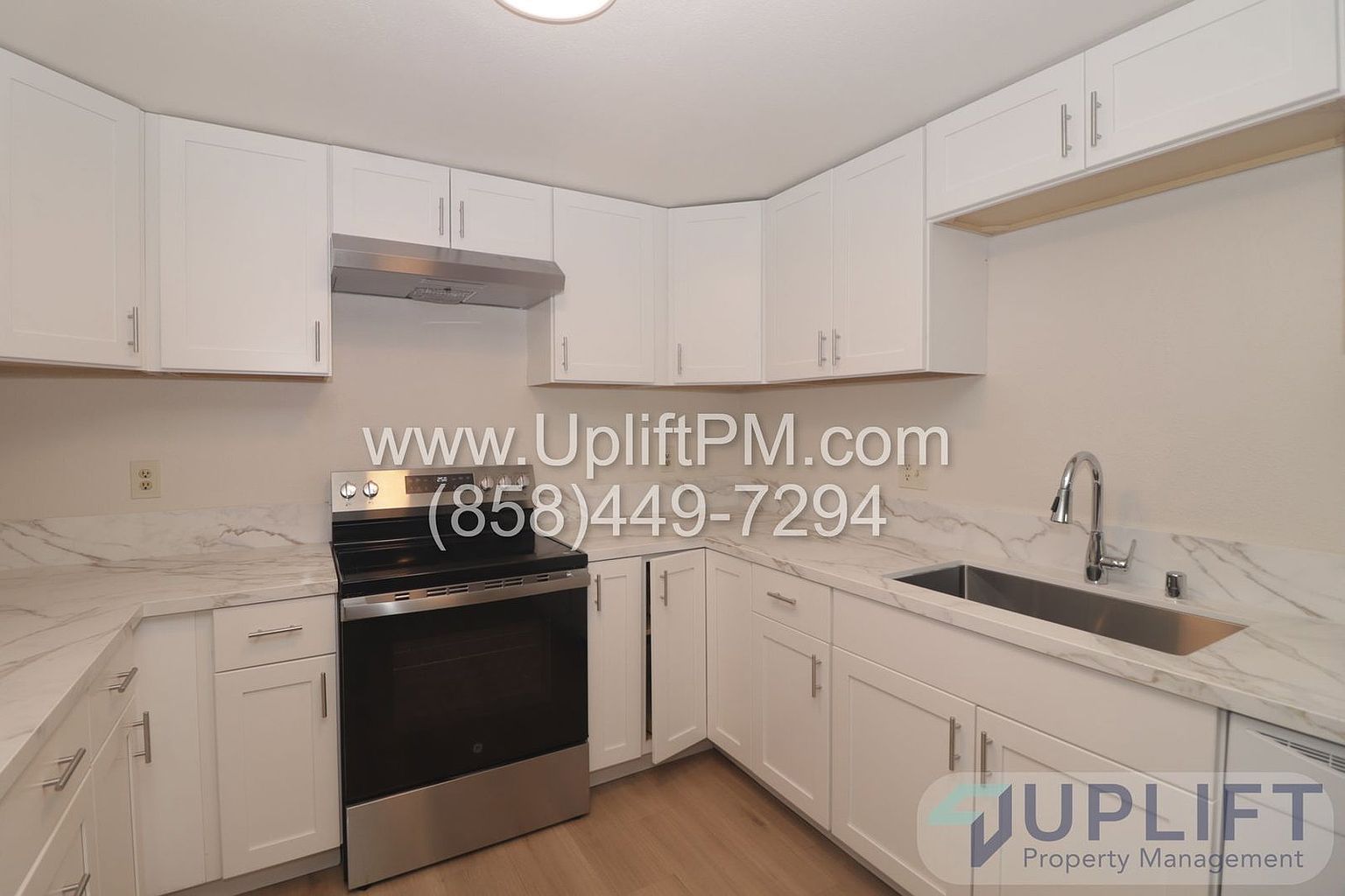 148 4th Ave photo 2
