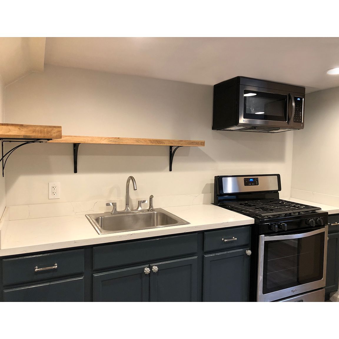 835 Lewis Rd Santa Rosa, CA 95404 photo 4