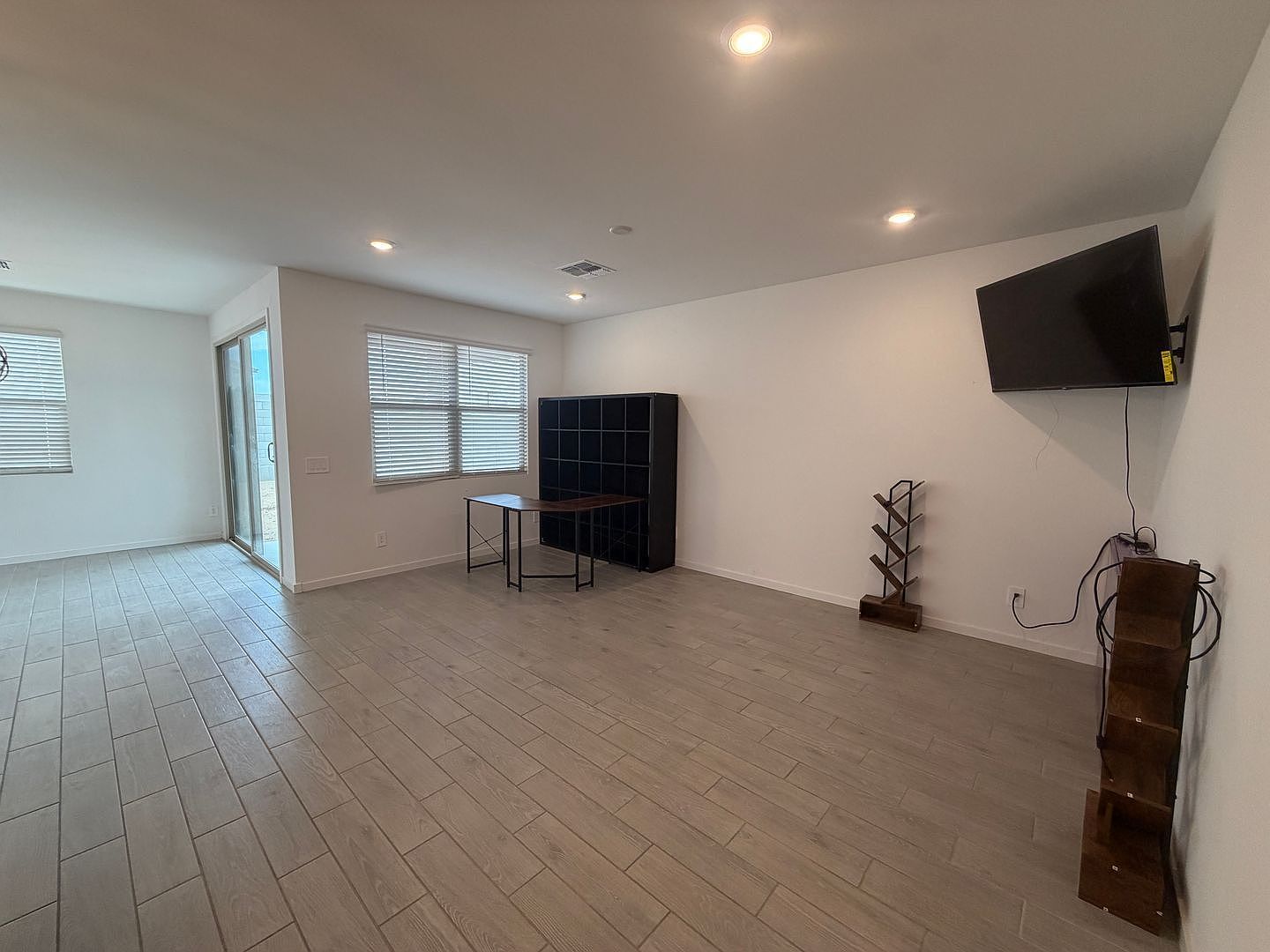 17410 W Eva St Waddell, AZ 85355 photo 2