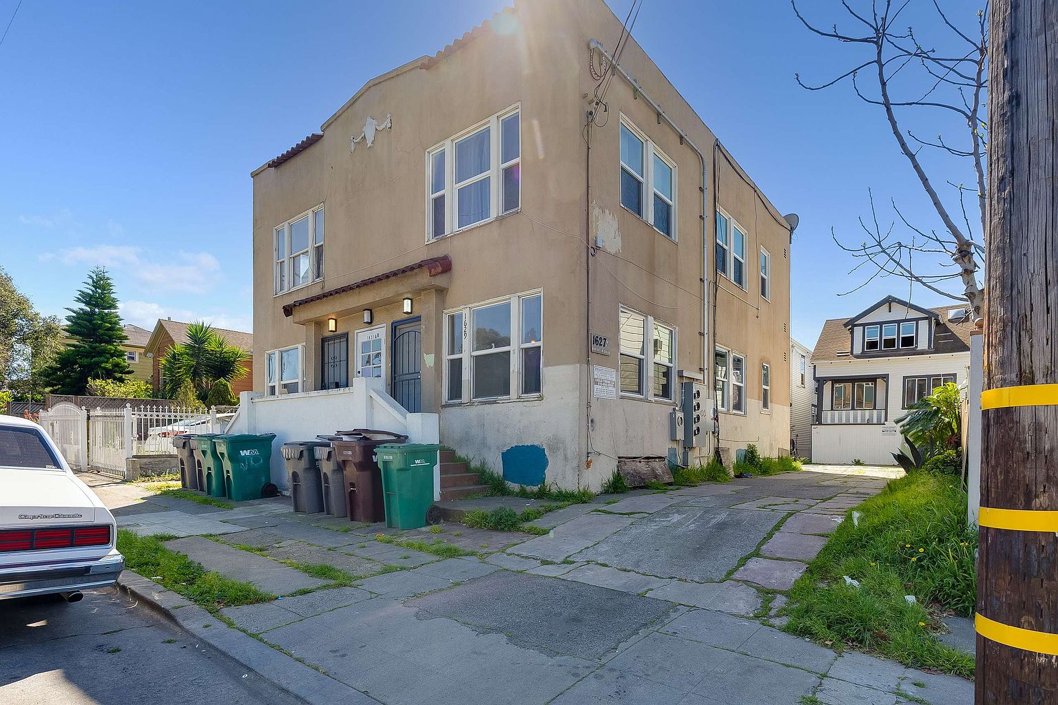 1625-1633 Foothill Blvd photo 3