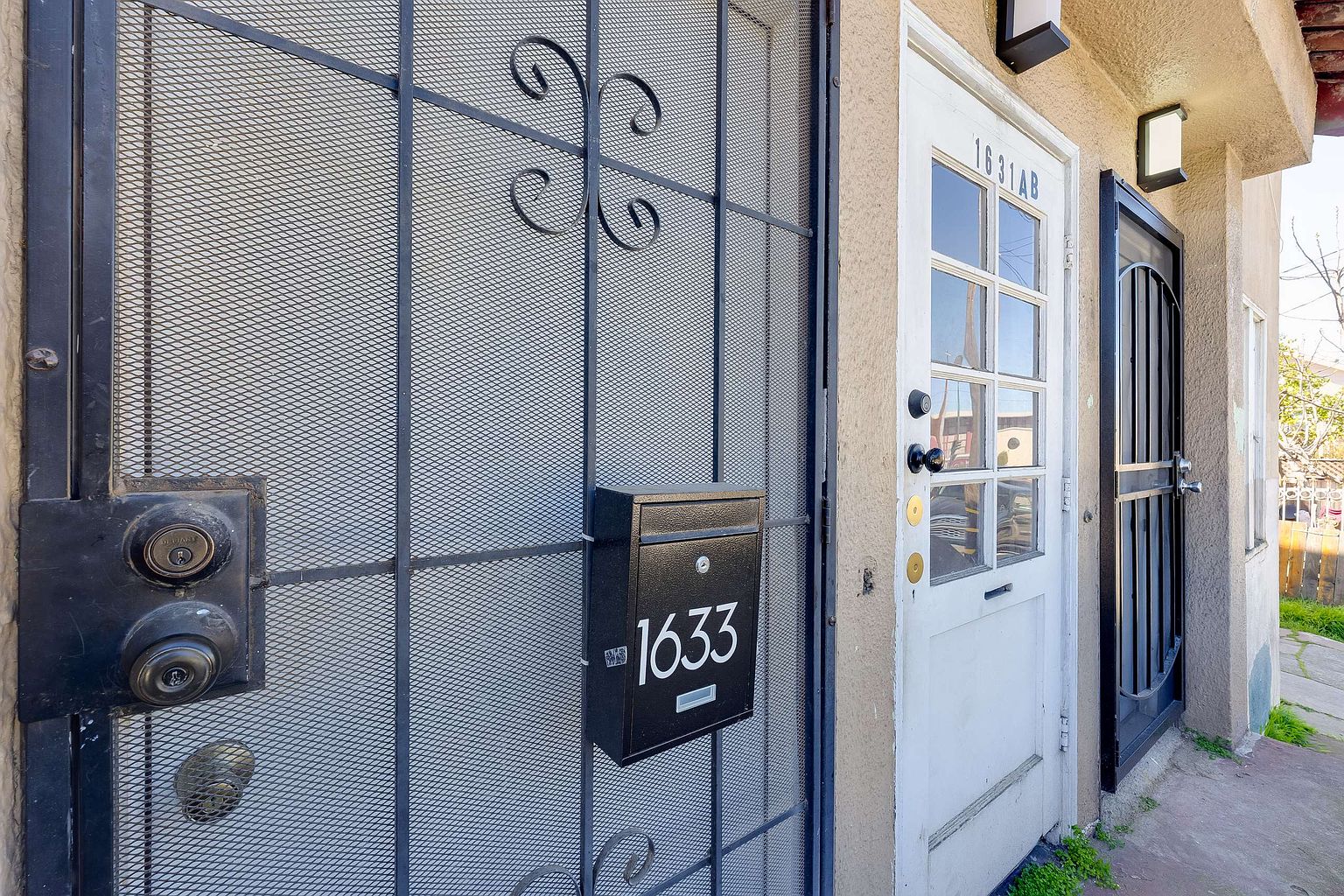 1625-1633 Foothill Blvd photo 4