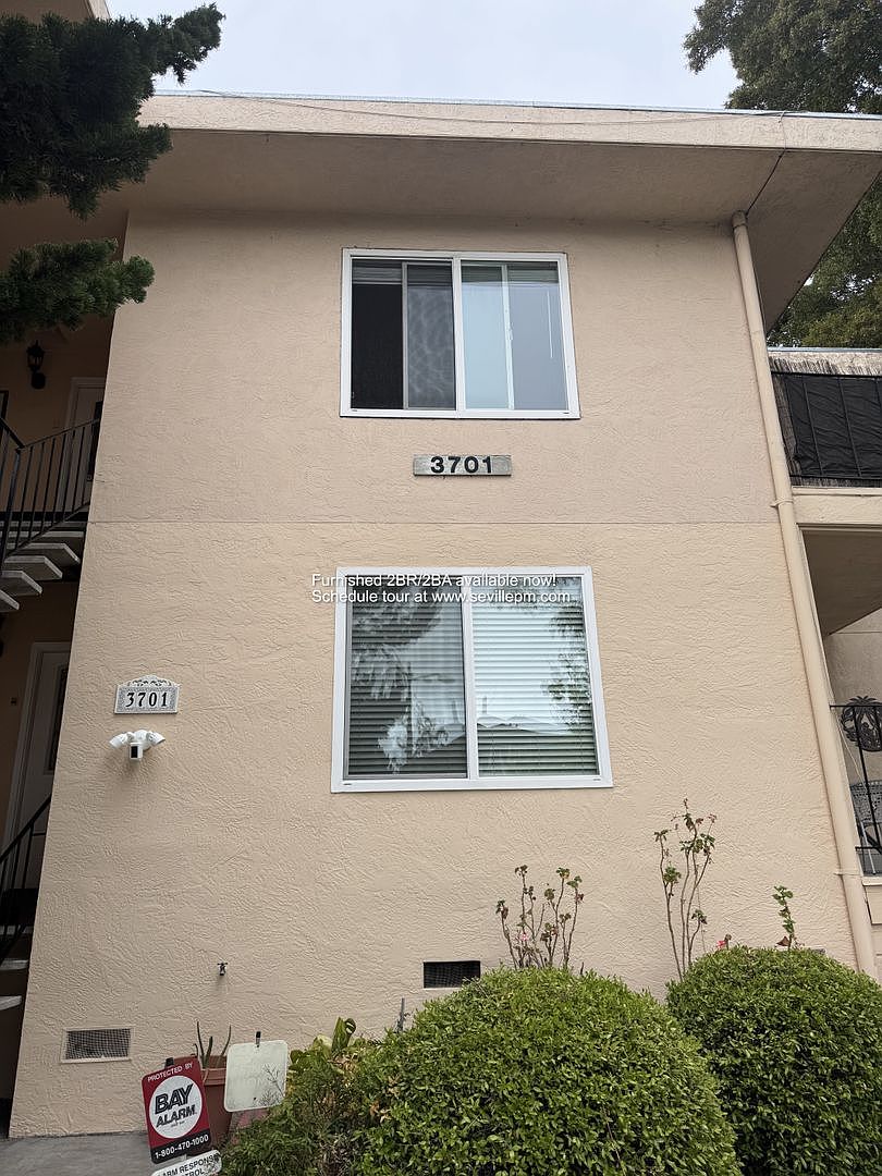 3701 Park Blvd photo 2