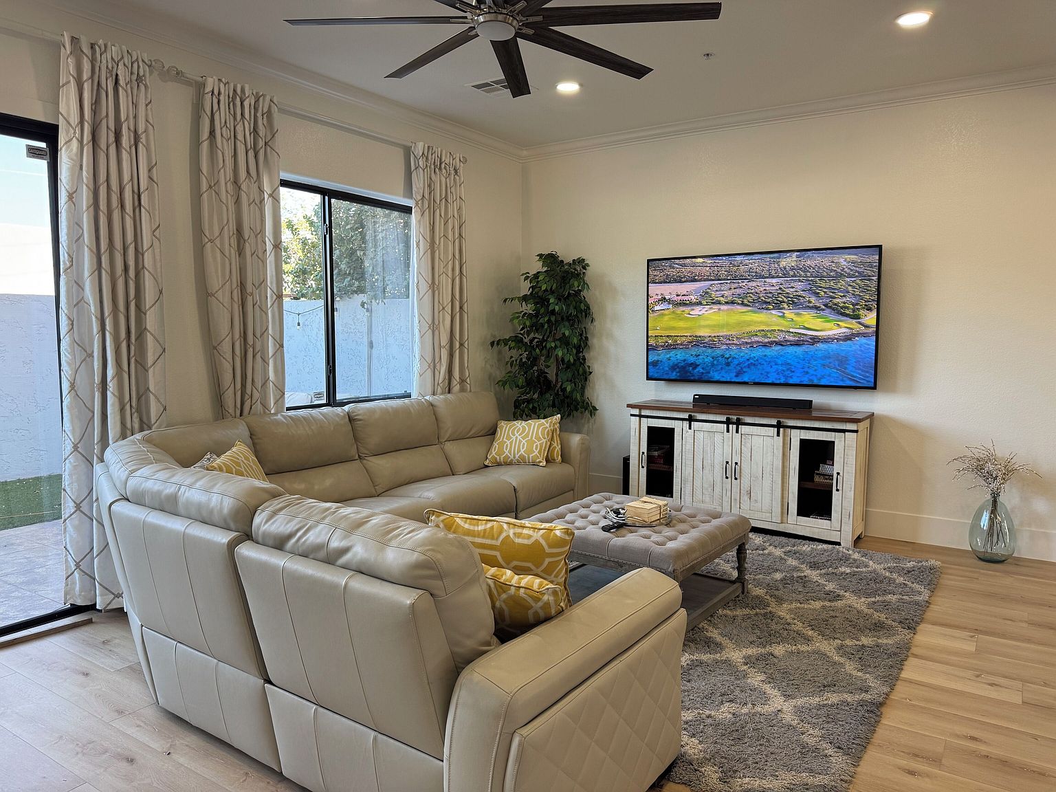 3850 E McDowell Rd Phoenix, AZ 85008 photo 5