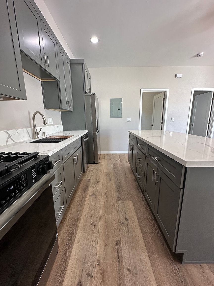 6314 Mesita Dr photo 3