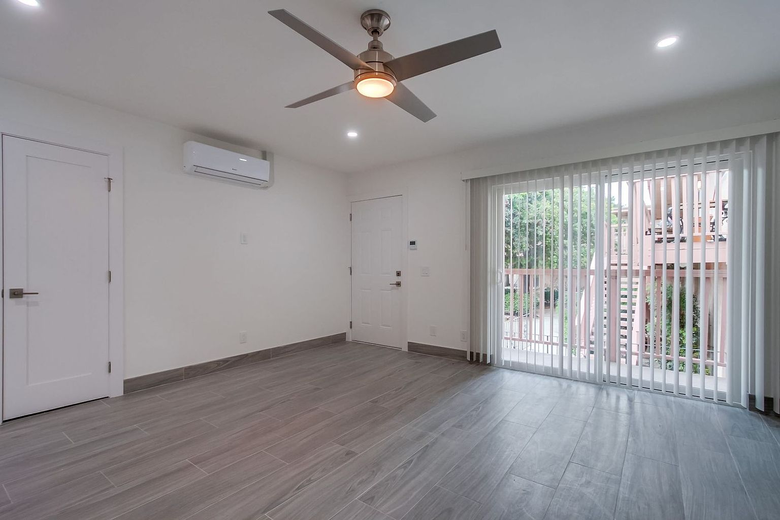 1234 Calle Jules photo 5