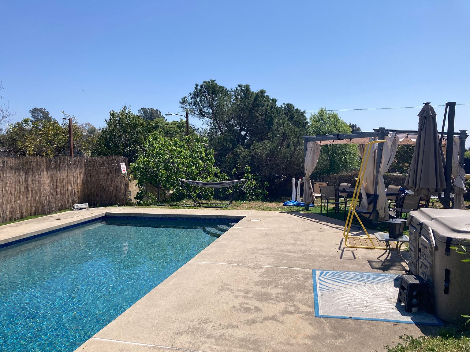 8215 Golden Ave photo 5