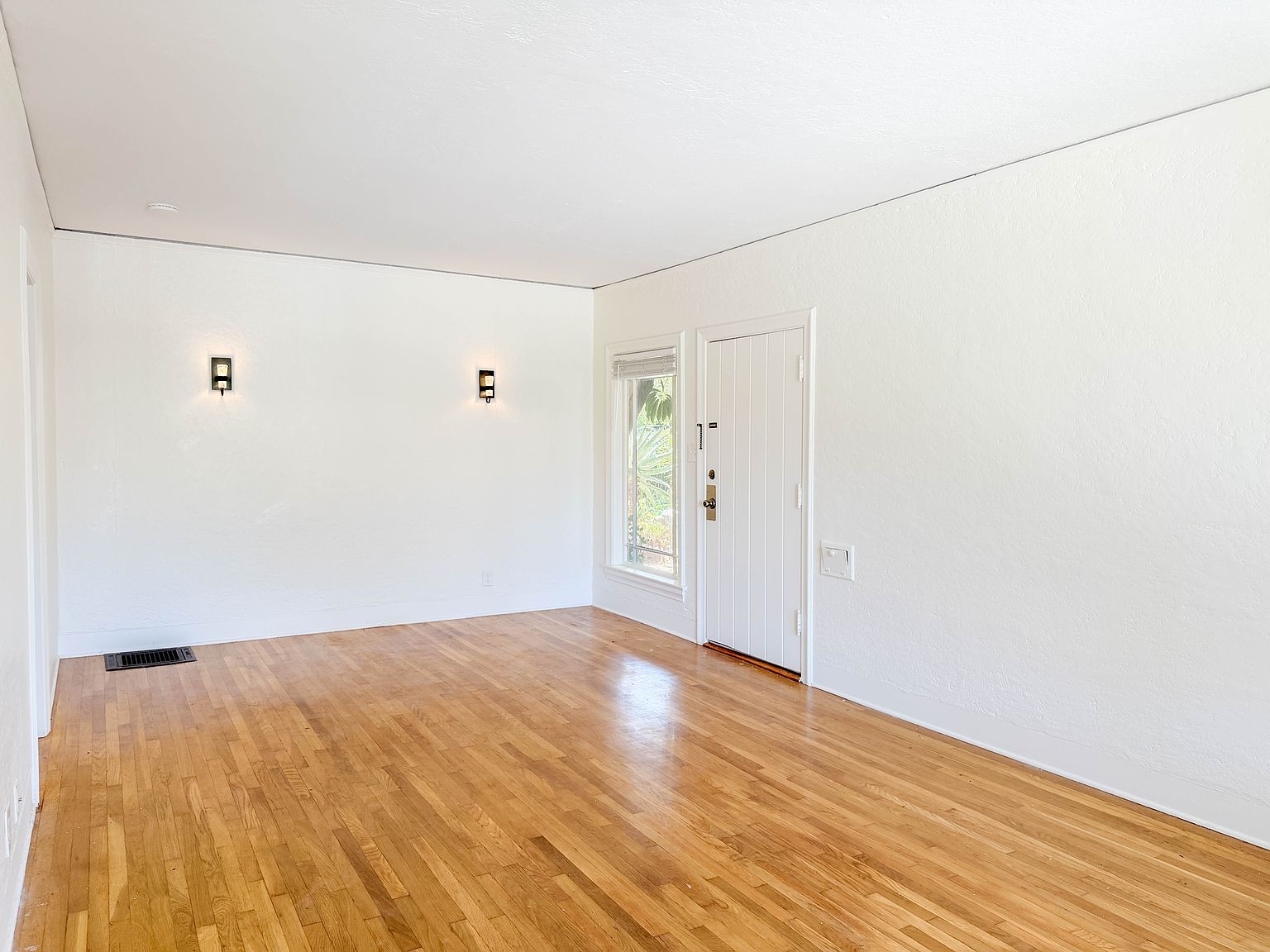3772 Park Blvd photo 4