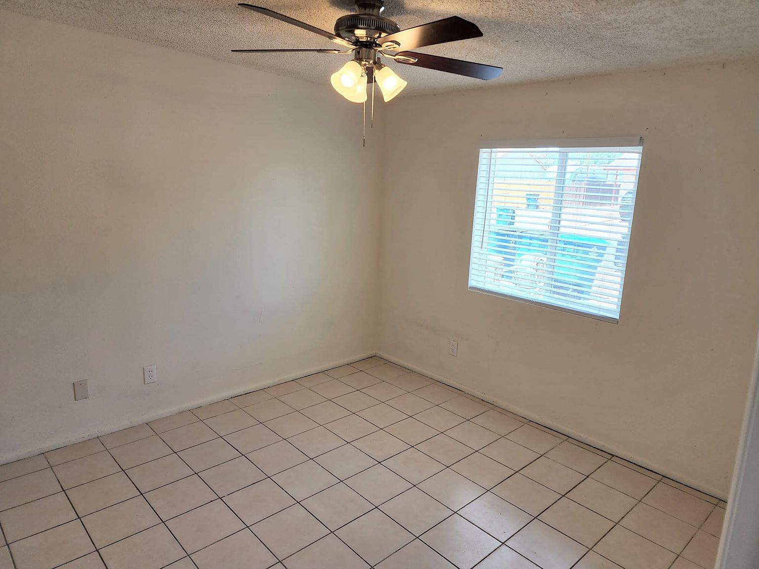 499 E Navajo Ave Apache Junction, AZ 85119 photo 4