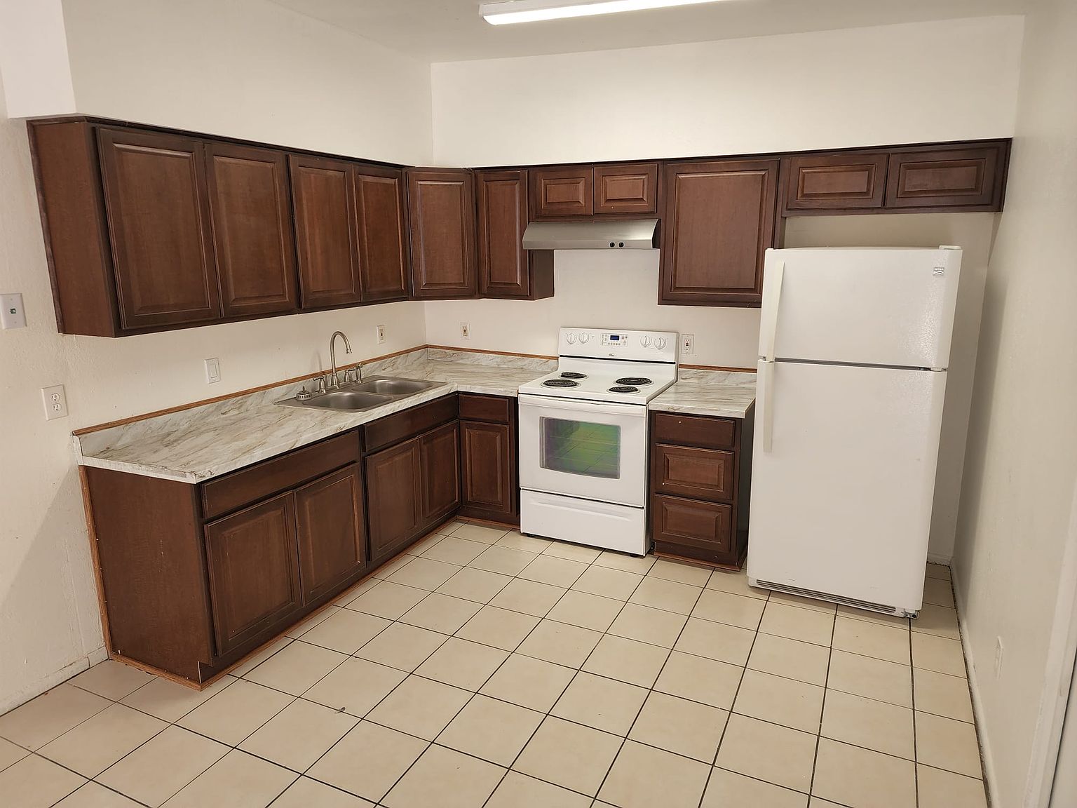 499 E Navajo Ave Apache Junction, AZ 85119 photo 2
