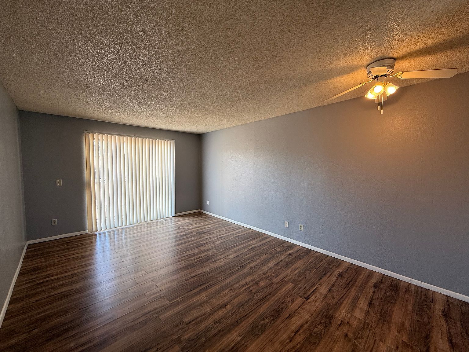 2839 E Le Marche Ave unit 2839-203 photo 3