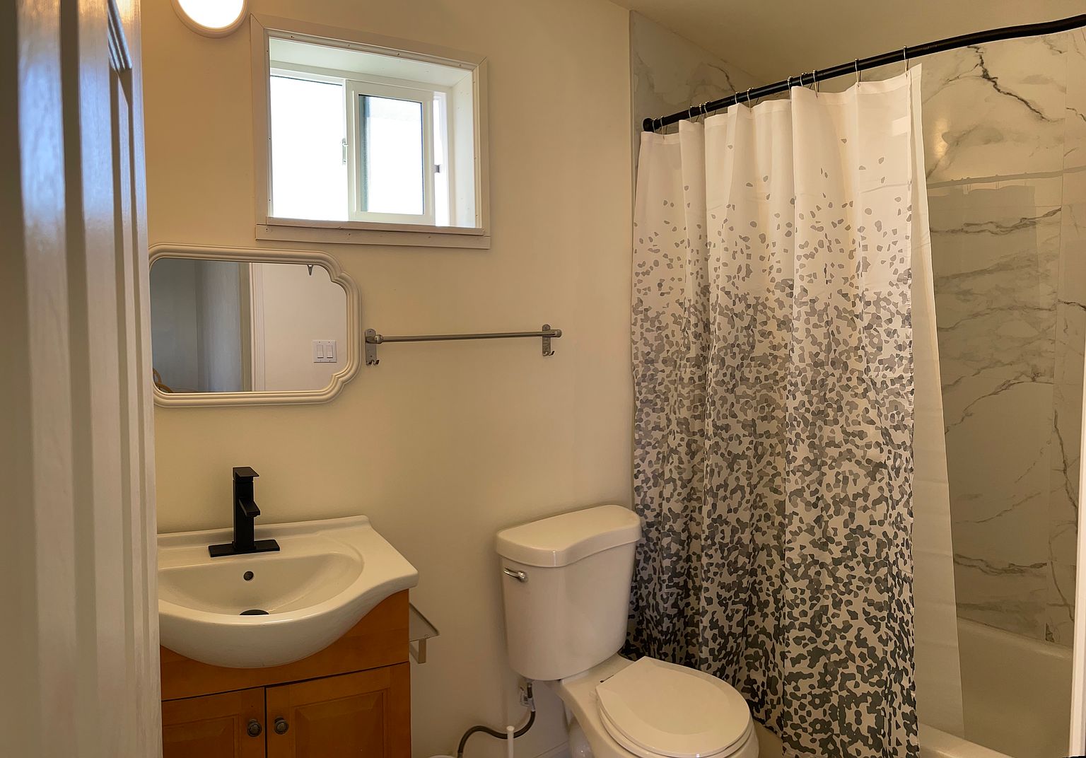 3682 Logan Ave photo 2