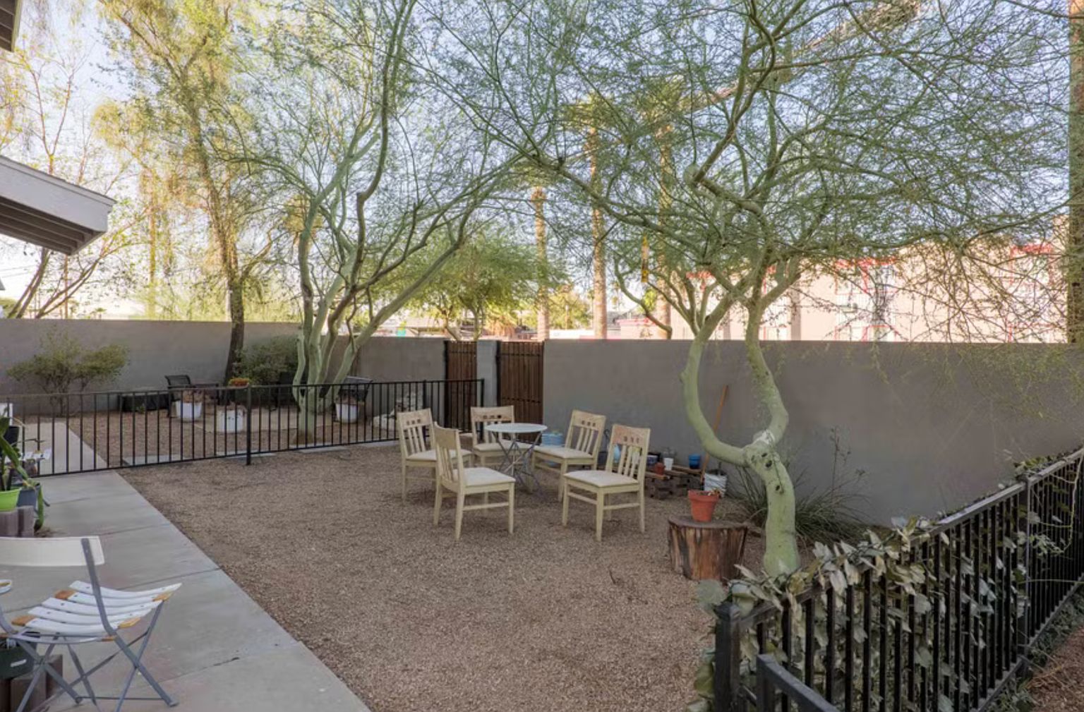 1205 W Roosevelt St Phoenix, AZ 85007 photo 2