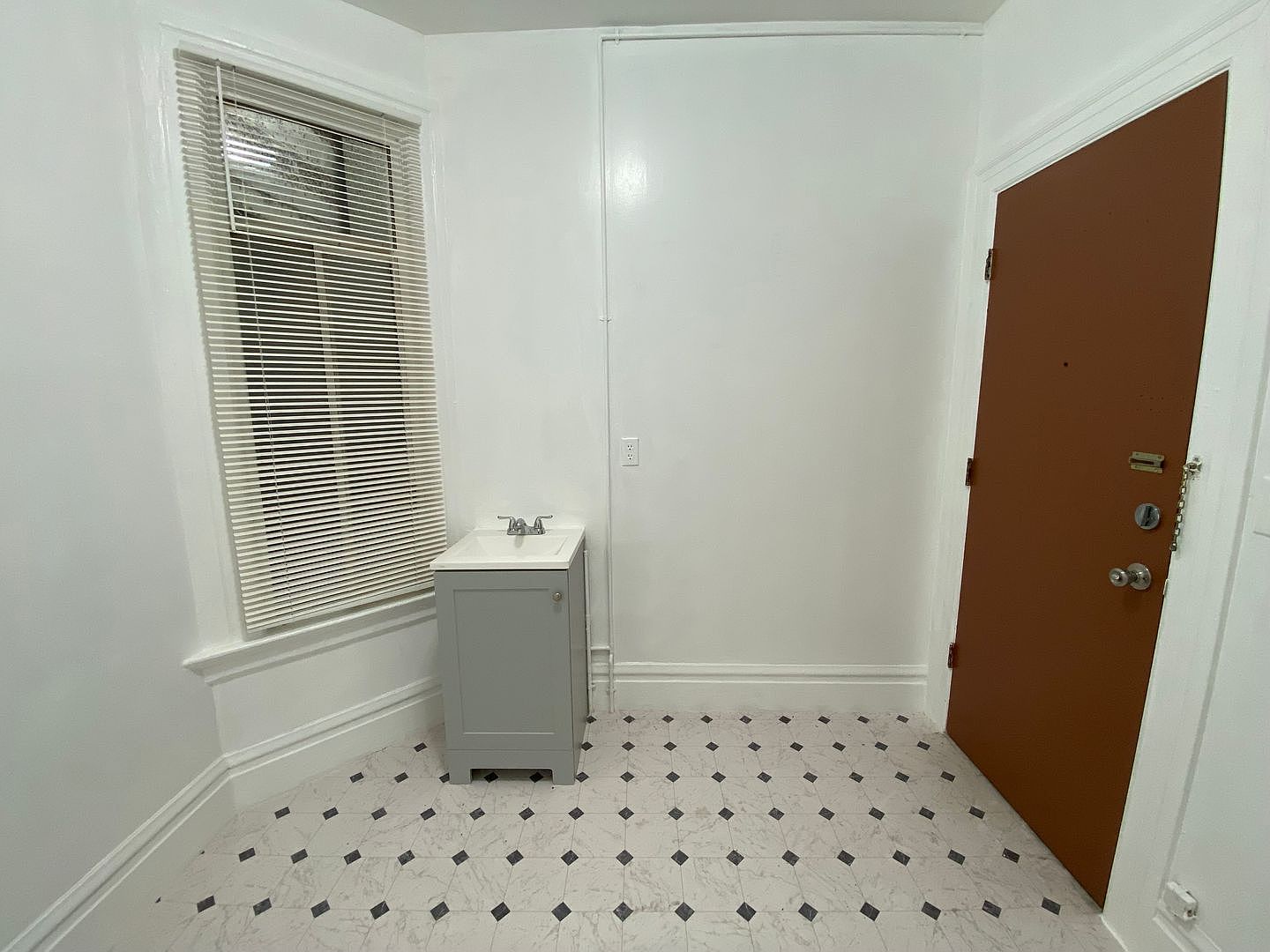 301 Columbus Ave, San Francisco (Apartment) photo 3