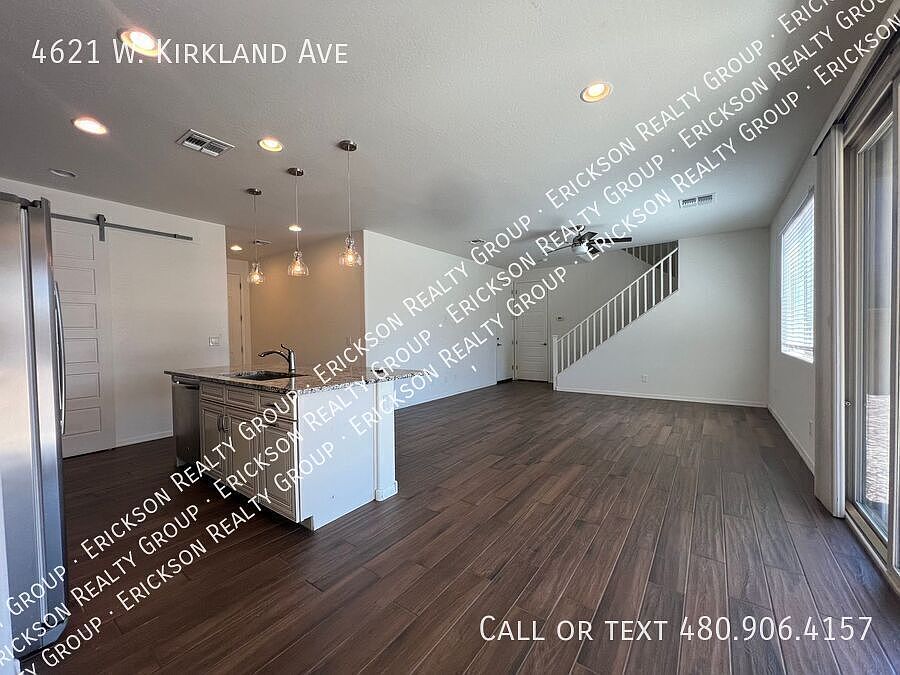 4621 W Kirkland Ave photo 2