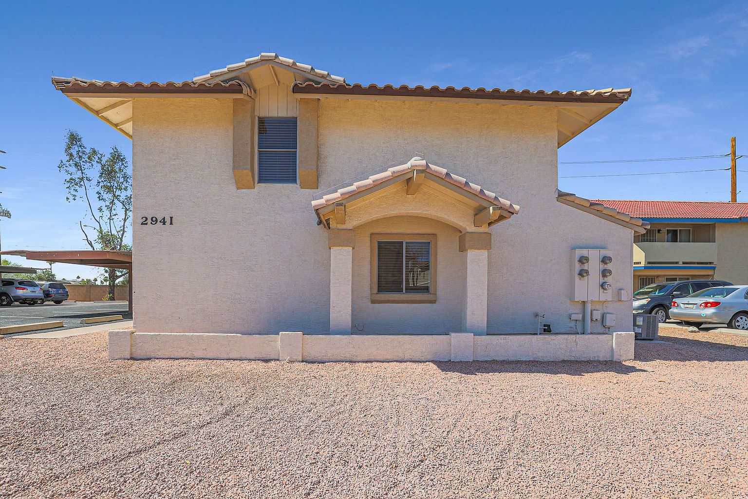 Charming 2BR Townhome in Mesa photo 3
