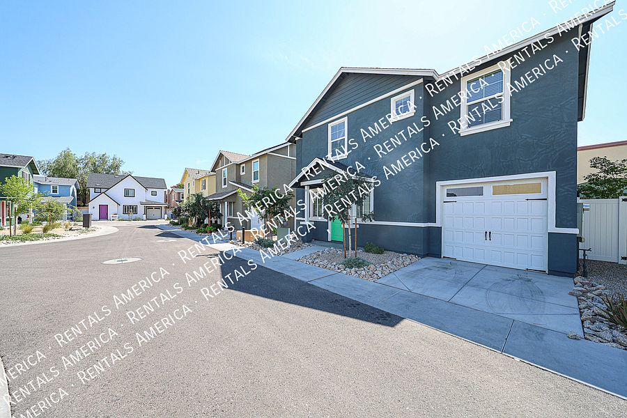 2223-2229-2235 2241 photo 3