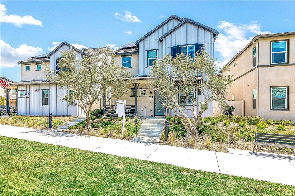 32613 Brunello Way photo 3