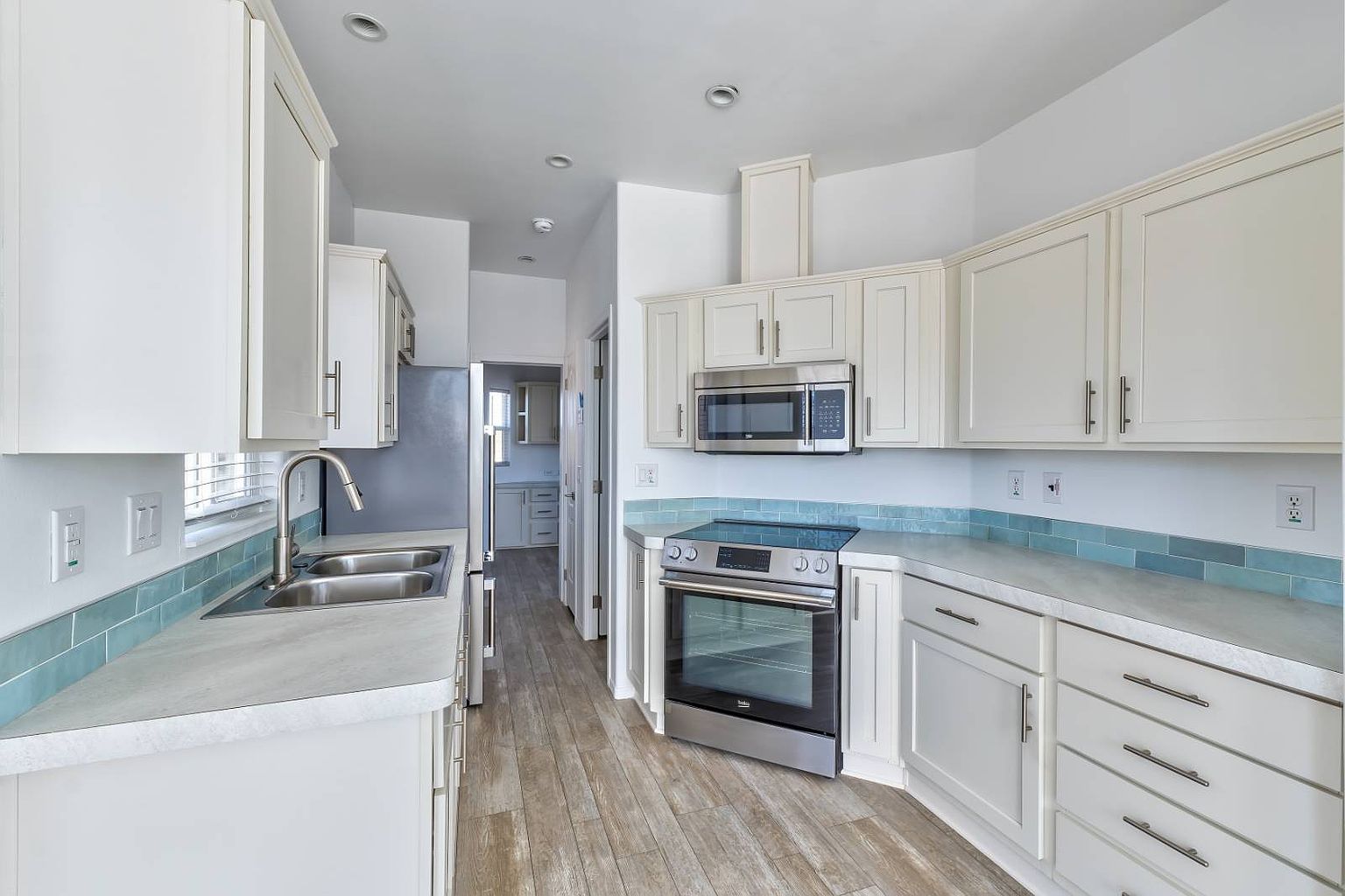 9985 N Pinal Ave photo 4
