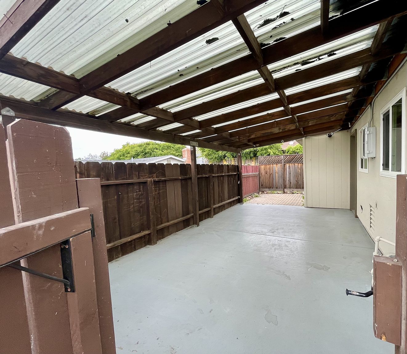9556 1/2 Cecilwood Dr photo 5