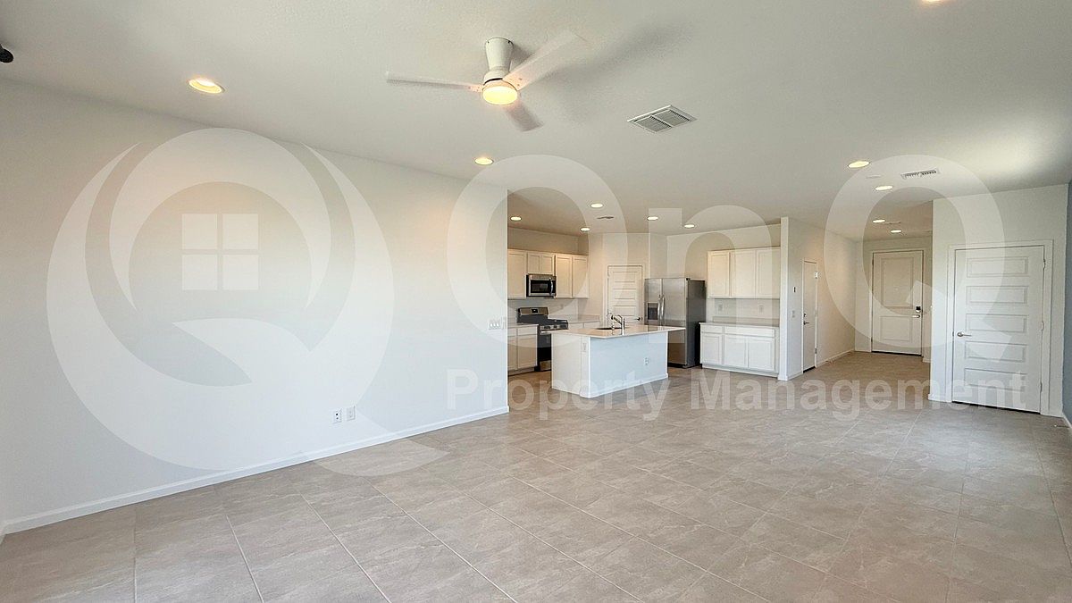 9550 W Catalina Dr photo 5