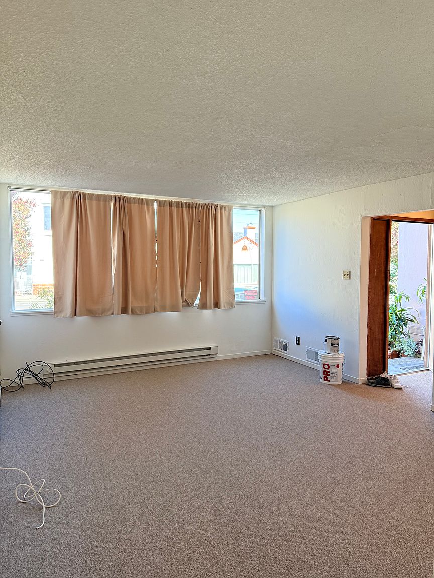 1BR/1BA Apartment on Hamilton St · San Francisco photo 5
