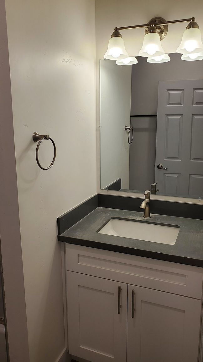 10913 Sunray Pl photo 3