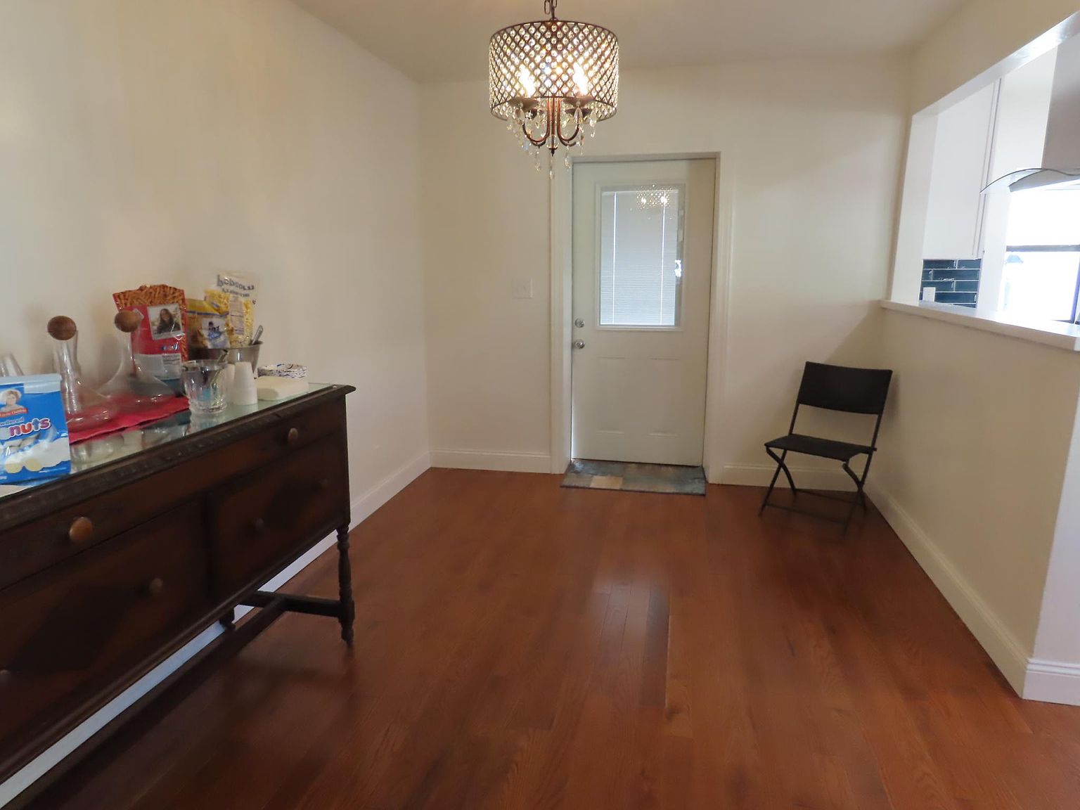 277 N Kellner Ave photo 4