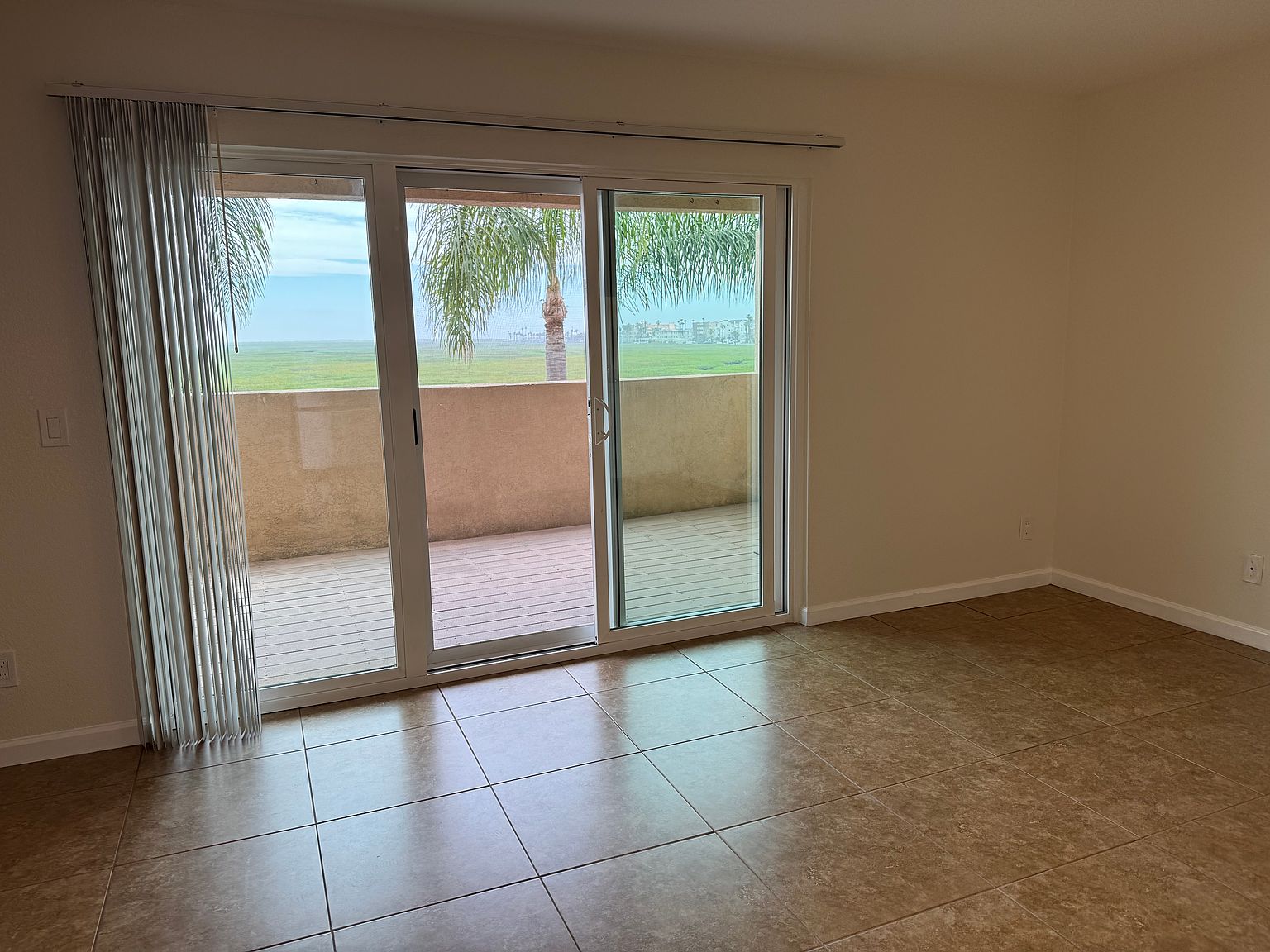 228 Imperial Beach Blvd photo 4