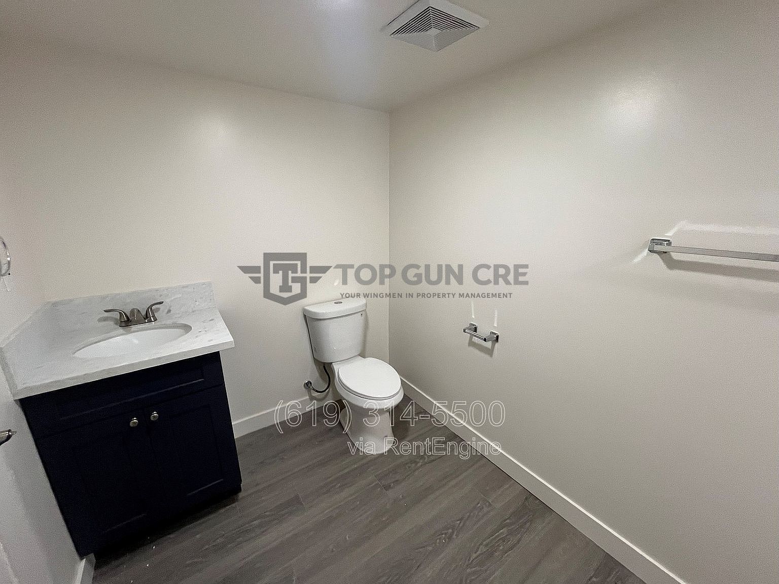 136 W San Ysidro Blvd photo 5
