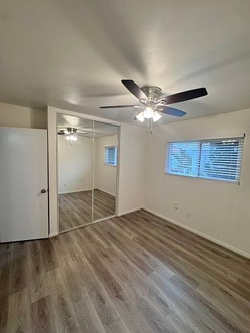 4886 Orchard Ave photo 4