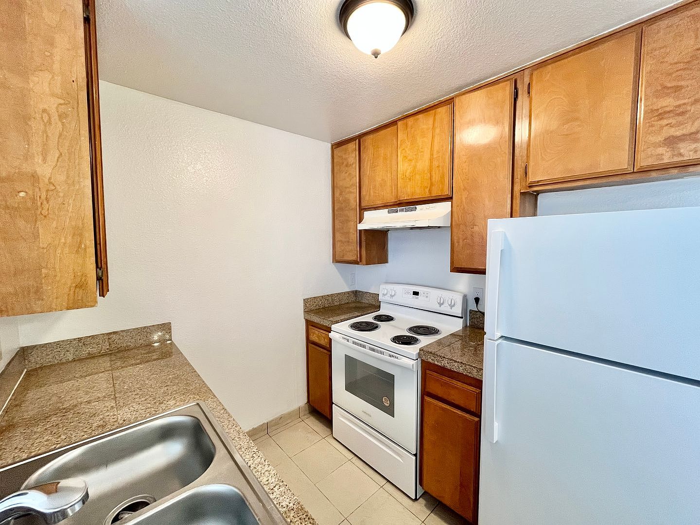 3917 Spring Dr photo 3