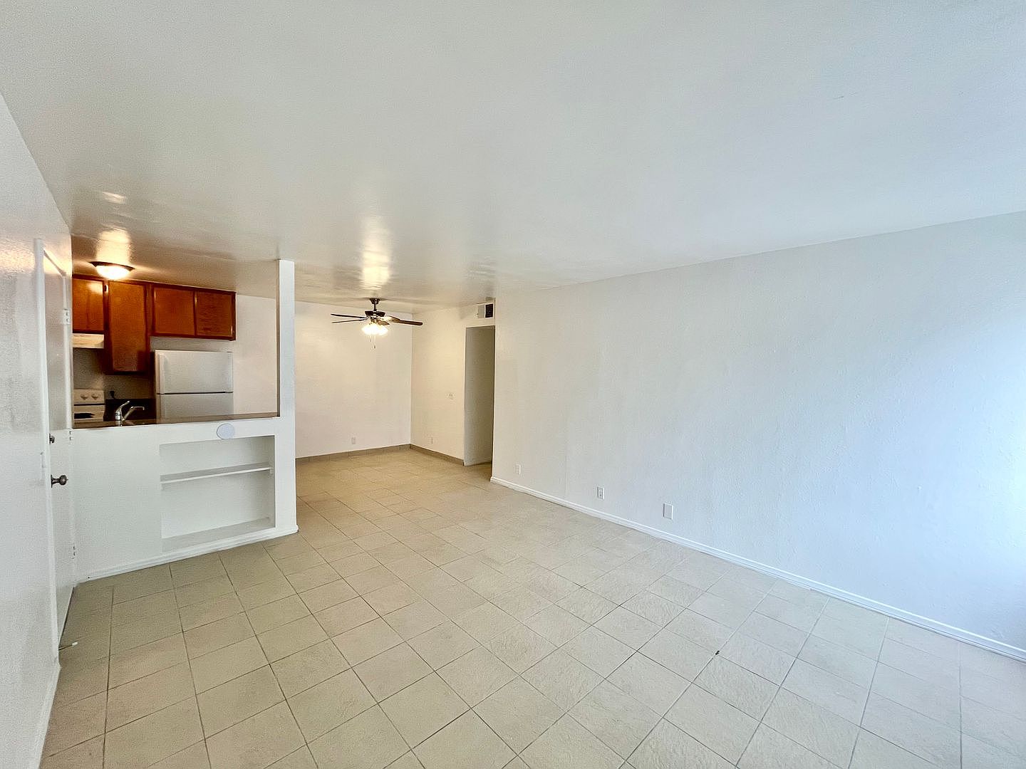 3917 Spring Dr photo 4