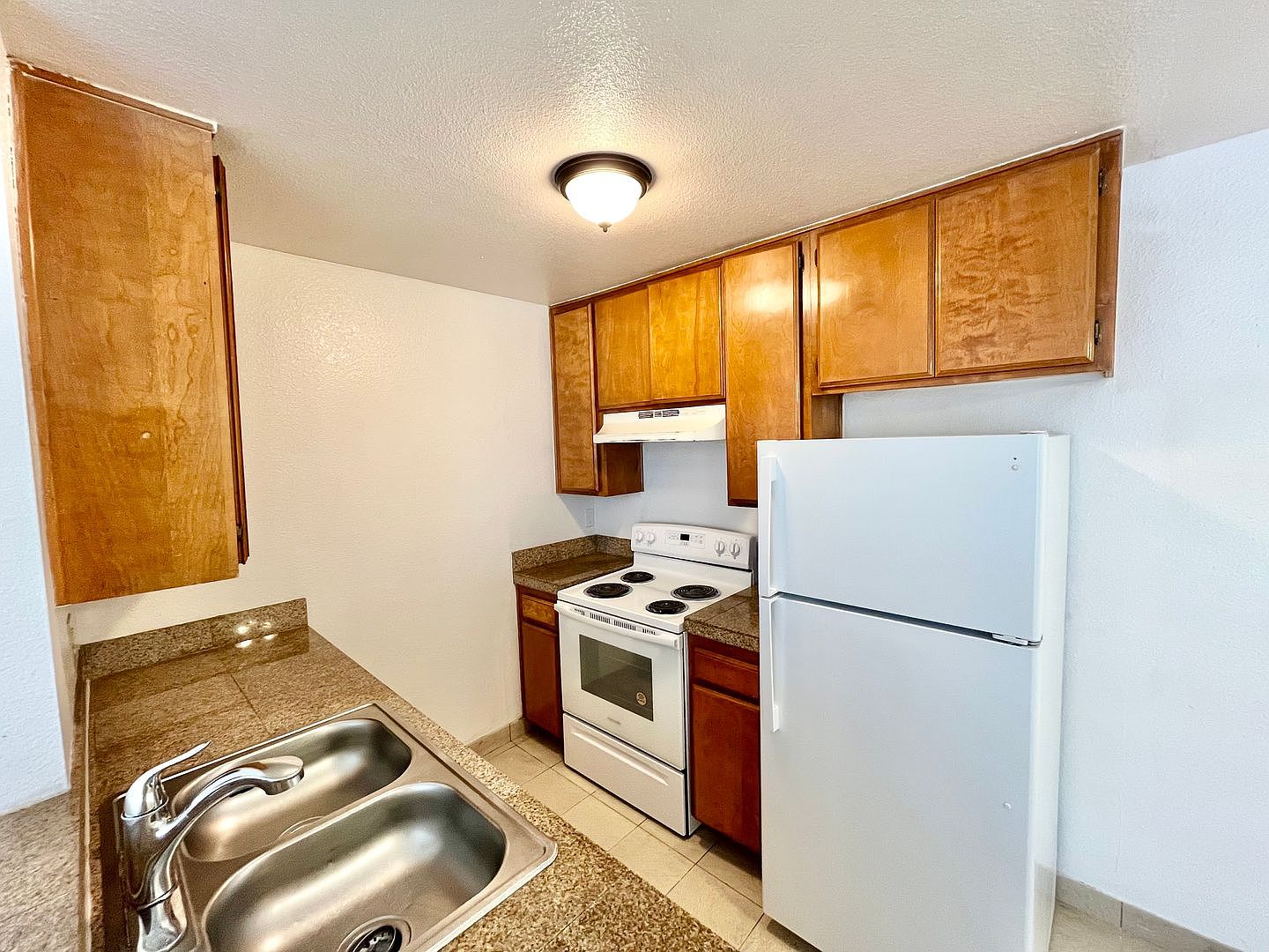 3917 Spring Dr photo 5